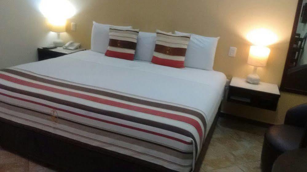 Madero Suites Coatzacoalcos Eksteriør billede